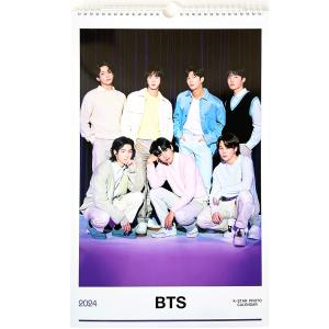 【壁掛けカレンダー2024年度】防弾少年団 BTS バンタンソニョンダン 2024年度 (壁掛カレンダー＋ステッカーセット) 壁掛け カレンダー 韓国 K-POP