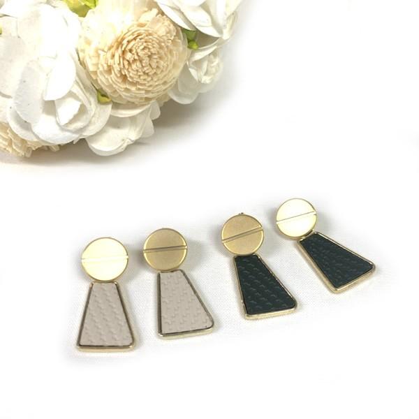 レザー ピアス 皮 スタッドピアス ピアス アクセサリー ジュエリー ゴールド ホワイト カーキ ア...