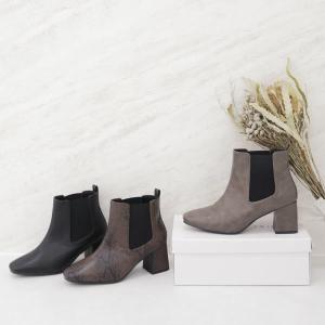 ブーツ ショートブーツ 太めヒール スクエアトゥ　サイドゴアブーツ