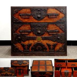 敬逢 江戸時代 酒井家伝来 最上手 福井 三国 舟箪笥 帳箱 下倹飩 船箪笥 総欅 欅玉杢造 極上木目 厚手鉄地金具 剣片喰紋入 鍵付