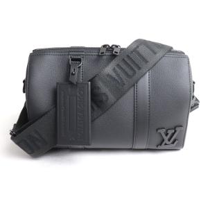 LOUIS VUITTON ルイヴィトン エンベロップ・ポーチ モノグラム・エクリプス ショルダーバッグ M11613 ブラック LOUIS VUITTON（ルイ・ヴィトン） ショルダーバッグ M11613