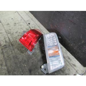 エルグランド DBA-TE52 右テールランプ 250ハイウェイスター 7人 QR25DE  CVT...