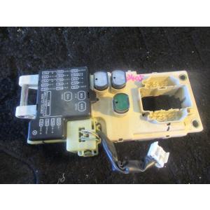 セルシオ E-UCF10 ヒューズボックス A 1UZ-FE  4FT 051 FH85 06890...