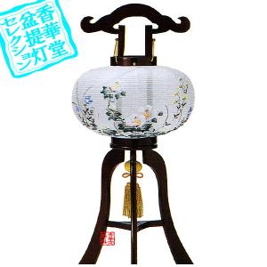 盆提灯 大内行灯 3本足 8号 秩父 回転筒付 木製 絹張 高さ54cm×火袋径 幅 26cm {SK}｜kokadou