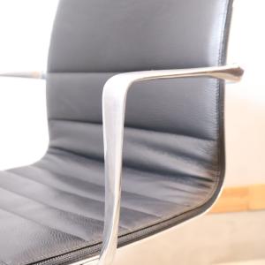 Cassina ixc. カッシーナ 本革 ロ...の詳細画像2