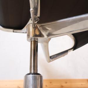 Cassina ixc. カッシーナ 本革 ロ...の詳細画像5