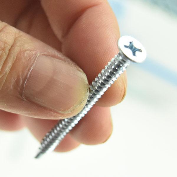 コクブ ドリルねじ 鉄 サラ 4ミリ径  50ミリ長 500本単位 F-4050