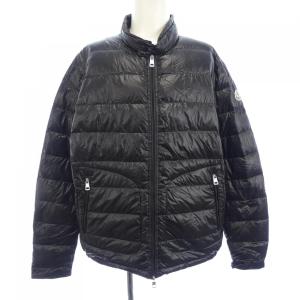 モンクレール MONCLER ダウンジャケット