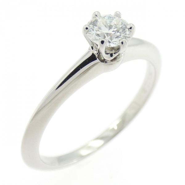 ティファニー クラシックソリティア リング 0.26CT H VS1 EXT