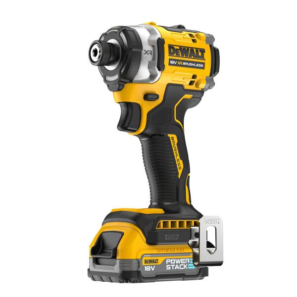 ＤｅＷＡＬＴ（デウォルト）　１８Ｖブラシレスインパクトドライバー　Ｐｏｗｅｒｓｔａｃｋ電池２個付属　...