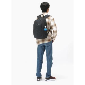 ナチュラルシーズン バックパック 17L ブラックの詳細画像1