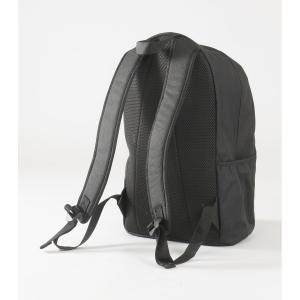 ナチュラルシーズン バックパック 17L ブラックの詳細画像3