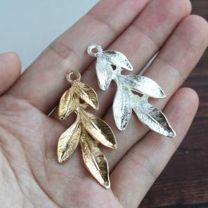 メタルチャーム 5枚リーフ ゴールド ホワイト...の詳細画像4