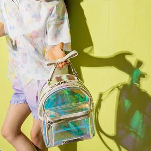 mezzo piano メゾピアノ 容量約18L ピアノ ナイロンリュック 鍵盤