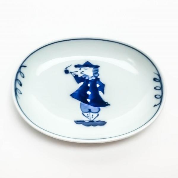有田焼 青花 絵変り 小判小皿 パイプ異人 S-31-031 小皿 変形小皿 楕円小皿 絵変わり小皿...