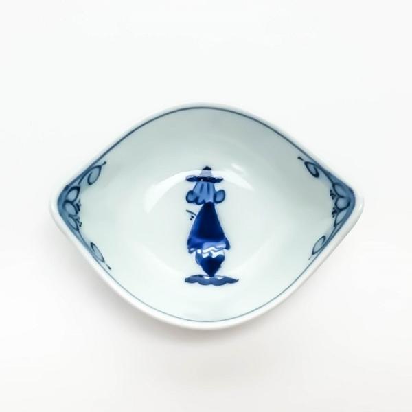 有田焼 青花 絵変り 舟型小付 後姿 S-12-153 ミニ小鉢 変形ミニ小鉢 染付ミニ小鉢 絵変わ...