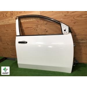 ダイハツ☆ミライース LA300S 右フロントドア コットンアイボリー／T19