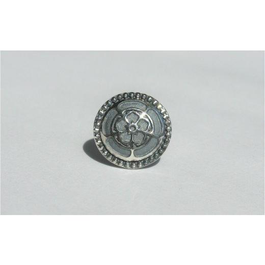 SV [10mm]織田木瓜タイタック