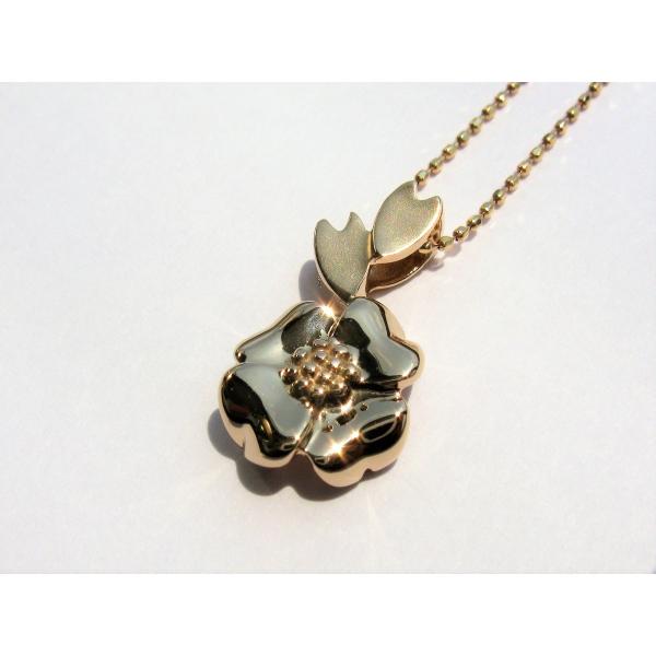 K18 桜とハナミズキ ペンダントネックレス