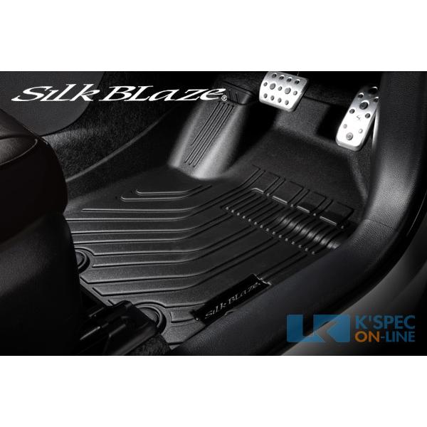 SilkBlaze 3Dフロアマット【ヤリスクロス】フロント用_[SB-FM-YC]
