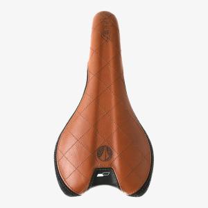 RADER SENSUS LEATHER LU...の詳細画像3