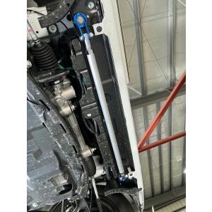 カワイ製作所 フロントモノコックバー 【シャフト外径外形22φ仕様】スズキ エブリィ DA17V/W...