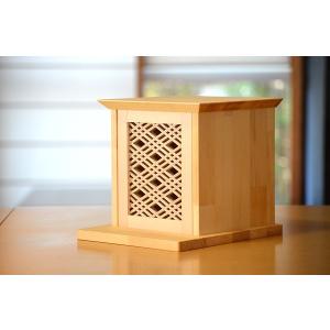 手元供養 メモリアルボックス 『仏の座(ホトケノザ)』 メルクシパイン 飾り台 ミニ骨壷 おしゃれ 仏壇 お墓 骨壺 供養台 ステージ 自宅 棚 家具 木製