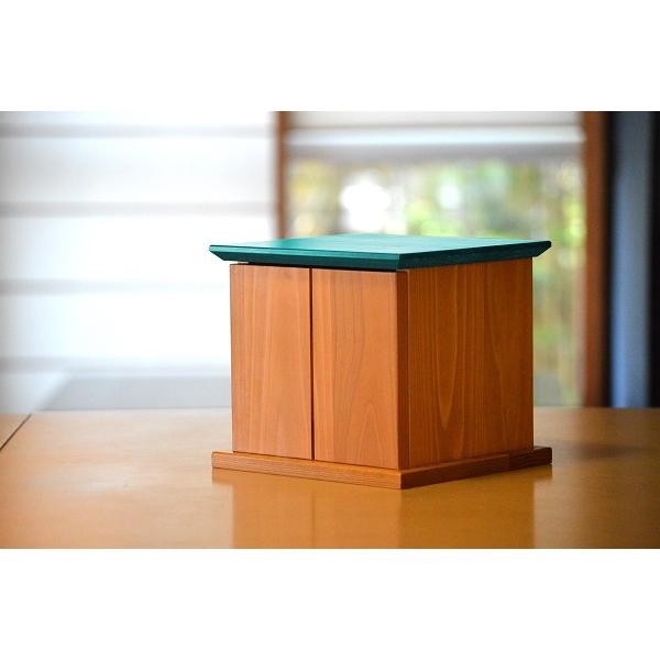 手元供養 メモリアルボックス 『沈丁花(チンチョウゲ)』 杉 飾り台 ミニ骨壷 おしゃれ 仏壇 お墓...