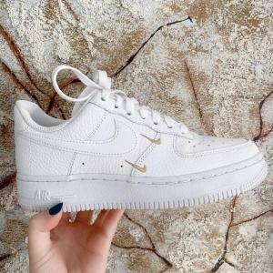 Nike レディーススニーカーの商品一覧 シューズ ファッション 通販 Yahoo ショッピング