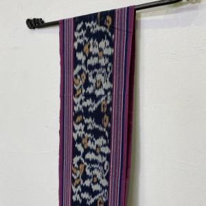 イカット 200×25cm 紫系 002 壁掛け テーブルランナー