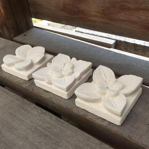 バリ島石材 ストーンレリーフ 7×7cm 厚み...の詳細画像3