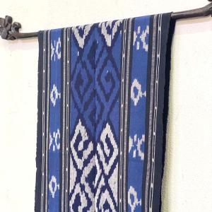 イカット 190×40cm 生地 織物 タペストリー インドネシア バリ雑貨