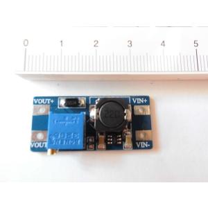 MT3608 DC-DC ステップアップブースター昇圧電源モジュール 上限入力2A  2-24V を 最高28V 出力 変換 ボード