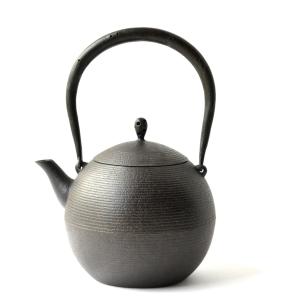 鉄瓶関連アイテム【蓋置「万華鏡」｜鈴木盛久工房［岩手県］】南部鉄器