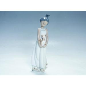 リヤドロ人形 LLADRO 少女と猫 21cm 置物 ホワイト カケあり｜kurashinokura