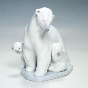 リヤドロ 人形 LLADRO 白熊 シロクマの親子 #6745