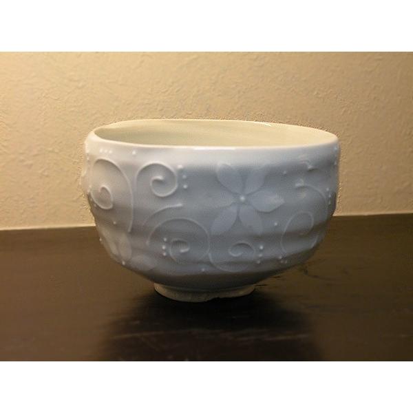 砥部焼　円鉢　花　ボウル　陶彩窯　焼き物　陶器