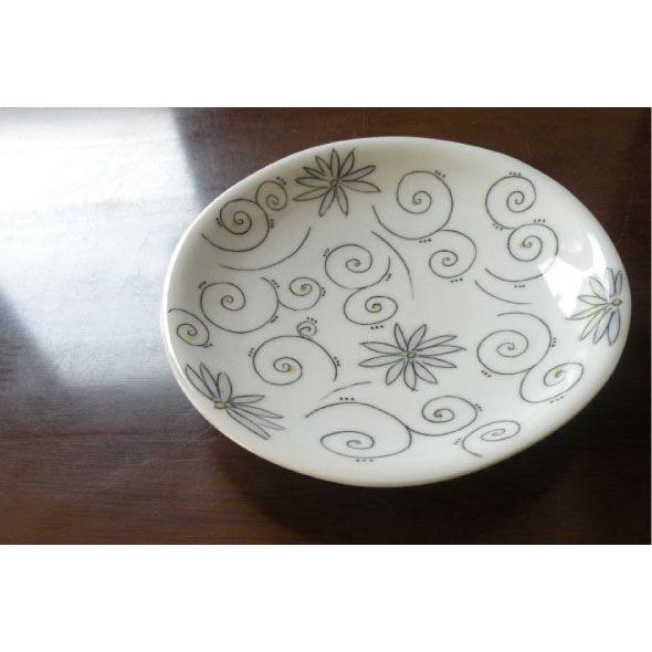砥部焼　皿　5寸皿　hana　 花柄　食器皿　陶彩窯　焼き物　陶器
