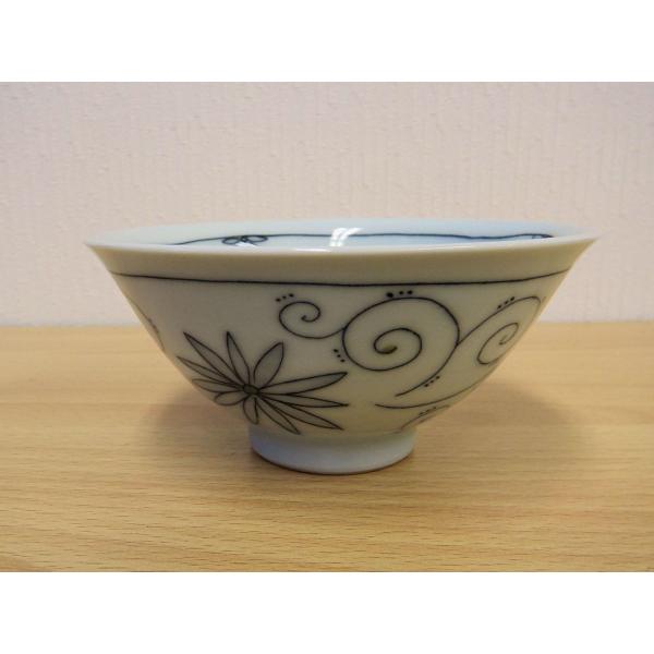 砥部焼　茶碗　茶わん　 大　花柄　hana　陶彩窯　焼き物　陶器