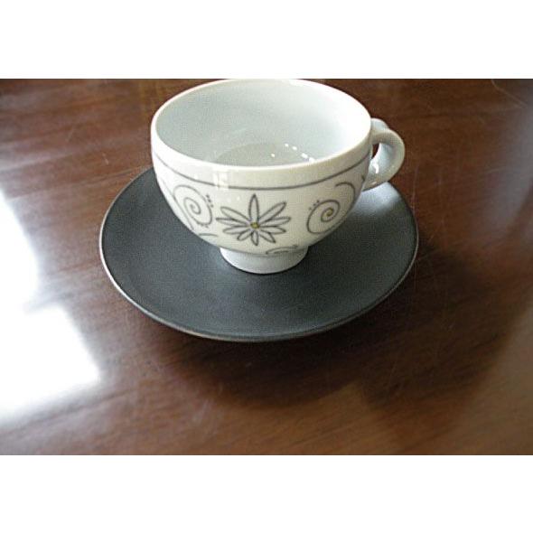 砥部焼　コーヒーカップ＆ソーサー　ティーカップ　花丸型　焼き物　陶器　陶彩窯