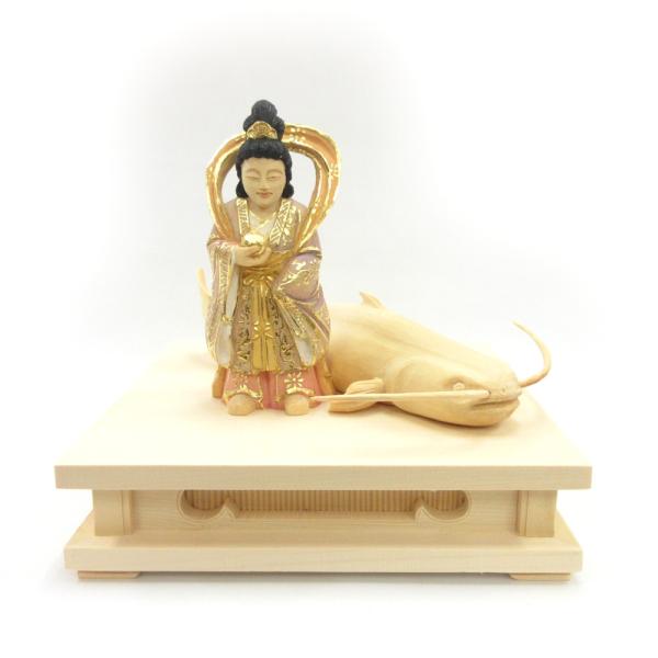 木彫神像/豊玉姫（総高14cm桧木彩色）とナマズ　四角台付