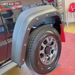 ジムニーシエラ JB74w オーバーフェンダー...の詳細画像5