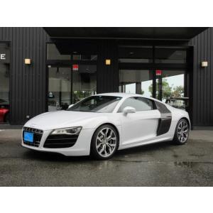 【支払総額8,924,000円】中古車 アウディ R8 正規ディーラー車 右ハンドル 525ps