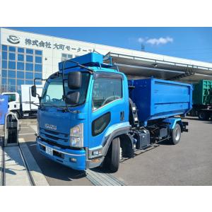 【支払総額9,480,000円】中古車 いすゞ フォワード 距離少ない、車検取得、純正新品メッキ