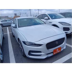 【支払総額1,619,000円】中古車 ジャガー XE 禁煙車 黒革シート 純正10インチナビ