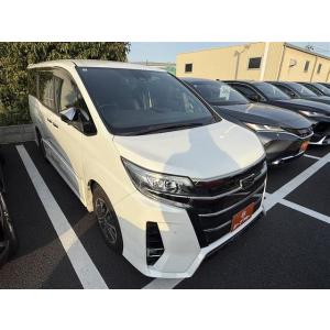 【支払総額1,968,000円】中古車 トヨタ ノア 禁煙車 後席モニター 純正9インチナビ