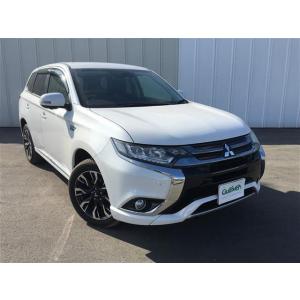 中古車 三菱 アウトランダーPHEV Gセーフティパッケージ｜kurumaerabi