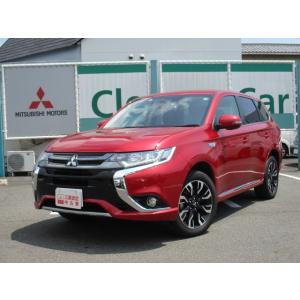 中古車 三菱 アウトランダーPHEV