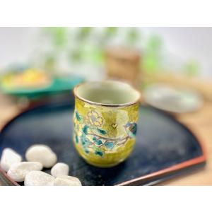 湯呑み　陶芸 九谷焼 高級 陶磁器 湯呑 大 濃い塗り牡丹 裏絵(Kutani teacup