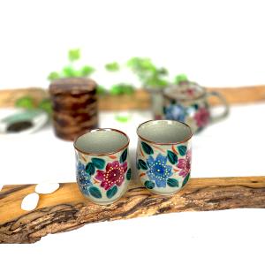 九谷焼 高級 陶磁器 夫婦湯呑 椿に鳥 裏絵(Kutani Teacup)おしゃれ
